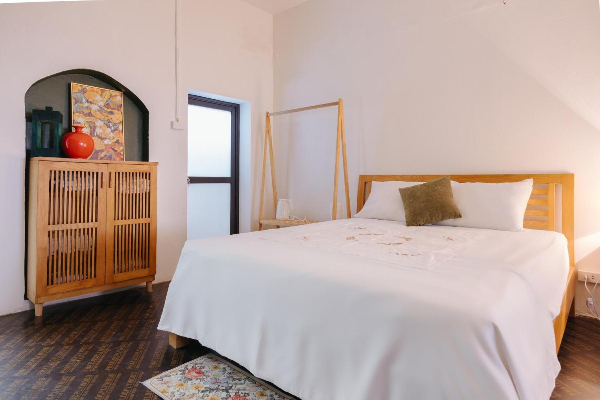 Homestay And Eggcoffee Central Hanoi Old Quarter Exteriör bild