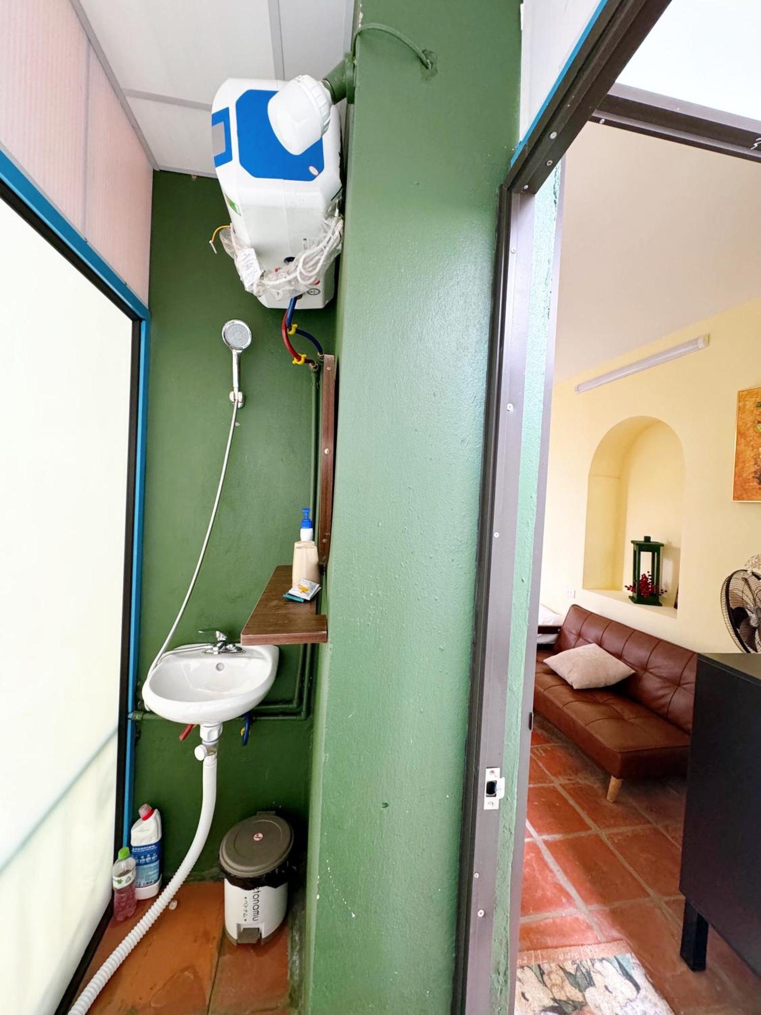 Homestay And Eggcoffee Central Hanoi Old Quarter Exteriör bild