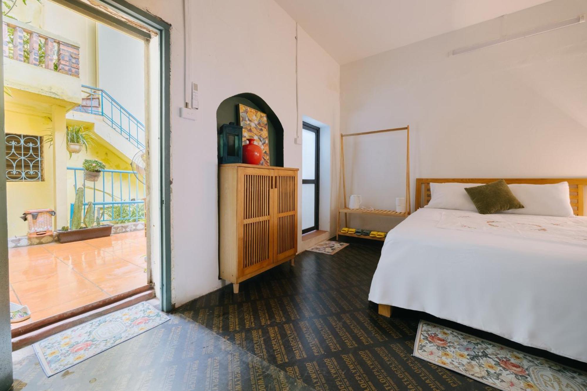 Homestay And Eggcoffee Central Hanoi Old Quarter Exteriör bild