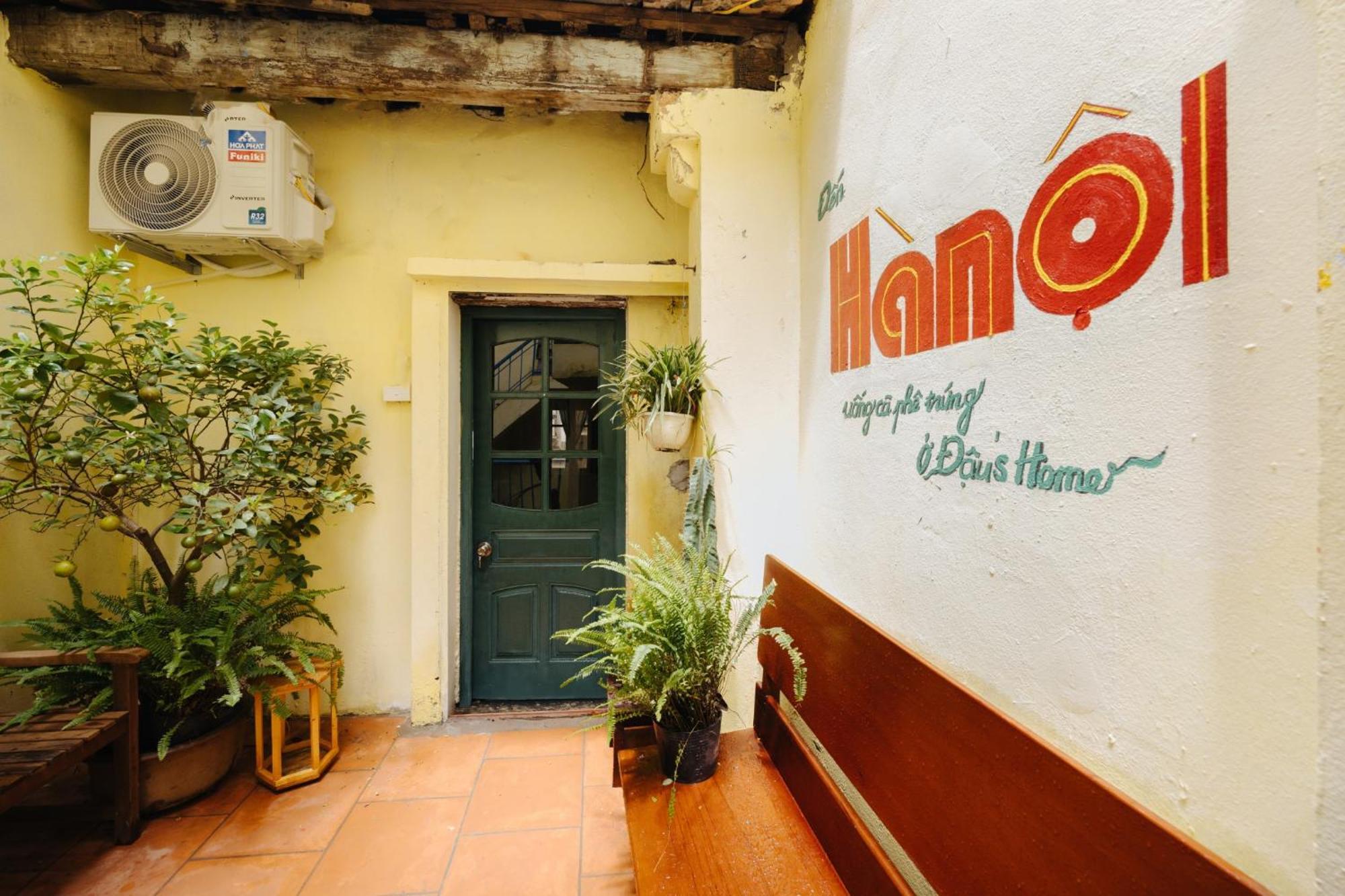 Homestay And Eggcoffee Central Hanoi Old Quarter Exteriör bild